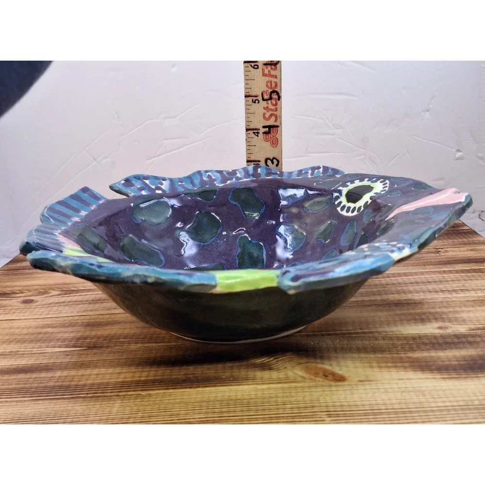 Vintage Fish Motif Small Bowl Dish, Artisan Handmade Signed 10' X 3'‎
